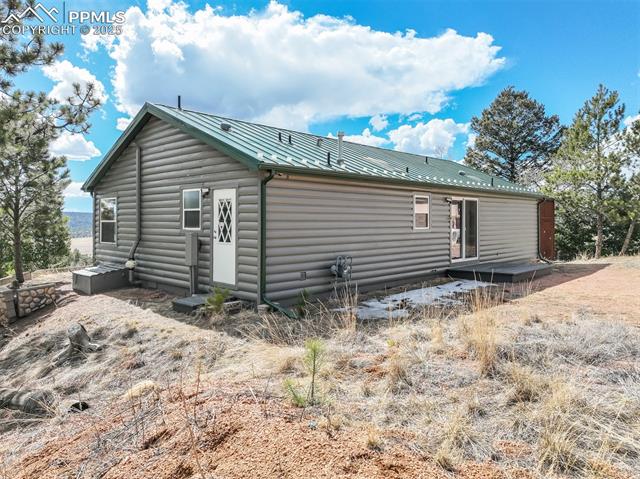 141 Navajo Circle
