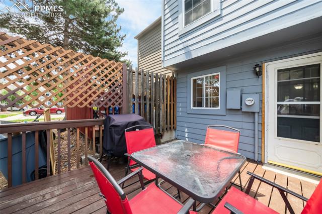 3366 Queen Anne Way