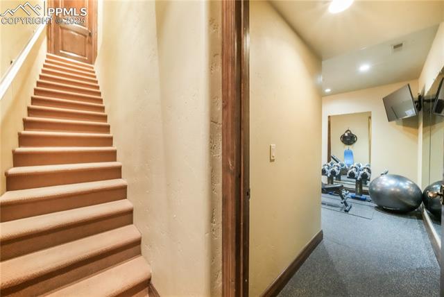 17540 Pond View Place