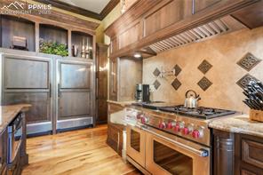 17540 Pond View Place