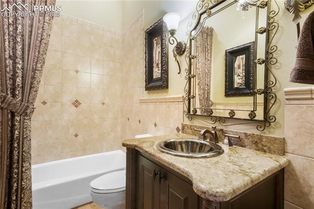 17540 Pond View Place