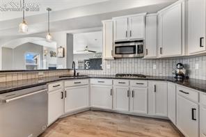 995 Diamond Rim Drive