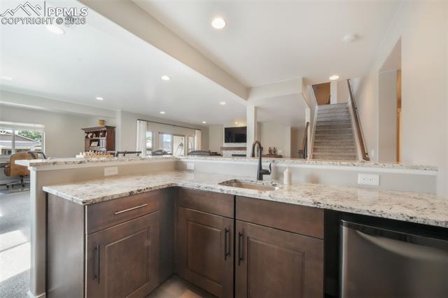 1070 Panoramic Drive