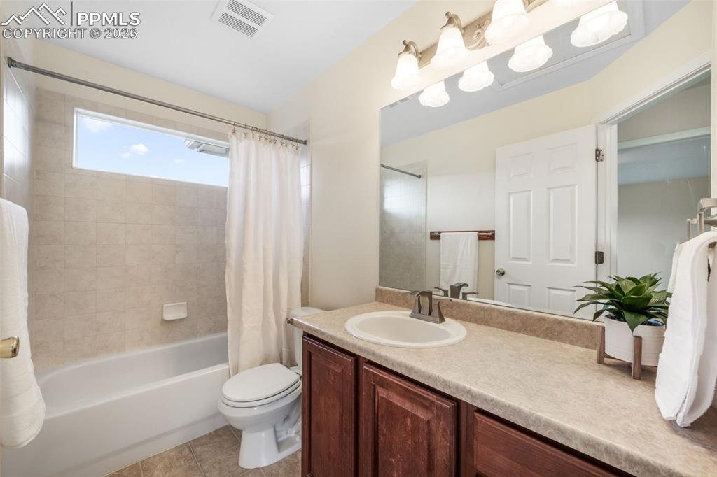15656 Paiute Circle