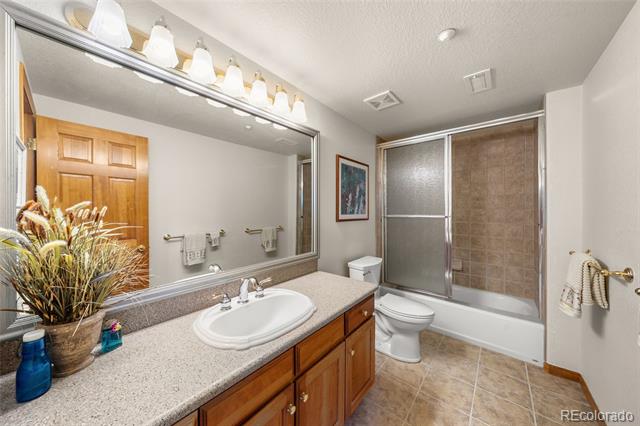 2561 Marlin Way