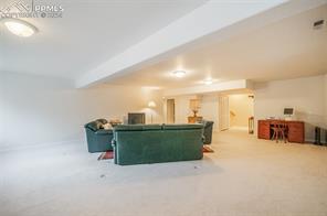 1755 Moorwood Point