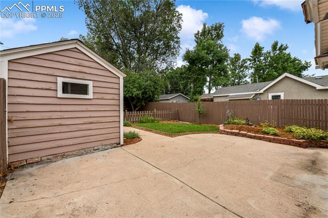 825 Arcadia Place