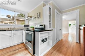 825 Arcadia Place