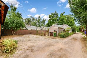 825 Arcadia Place
