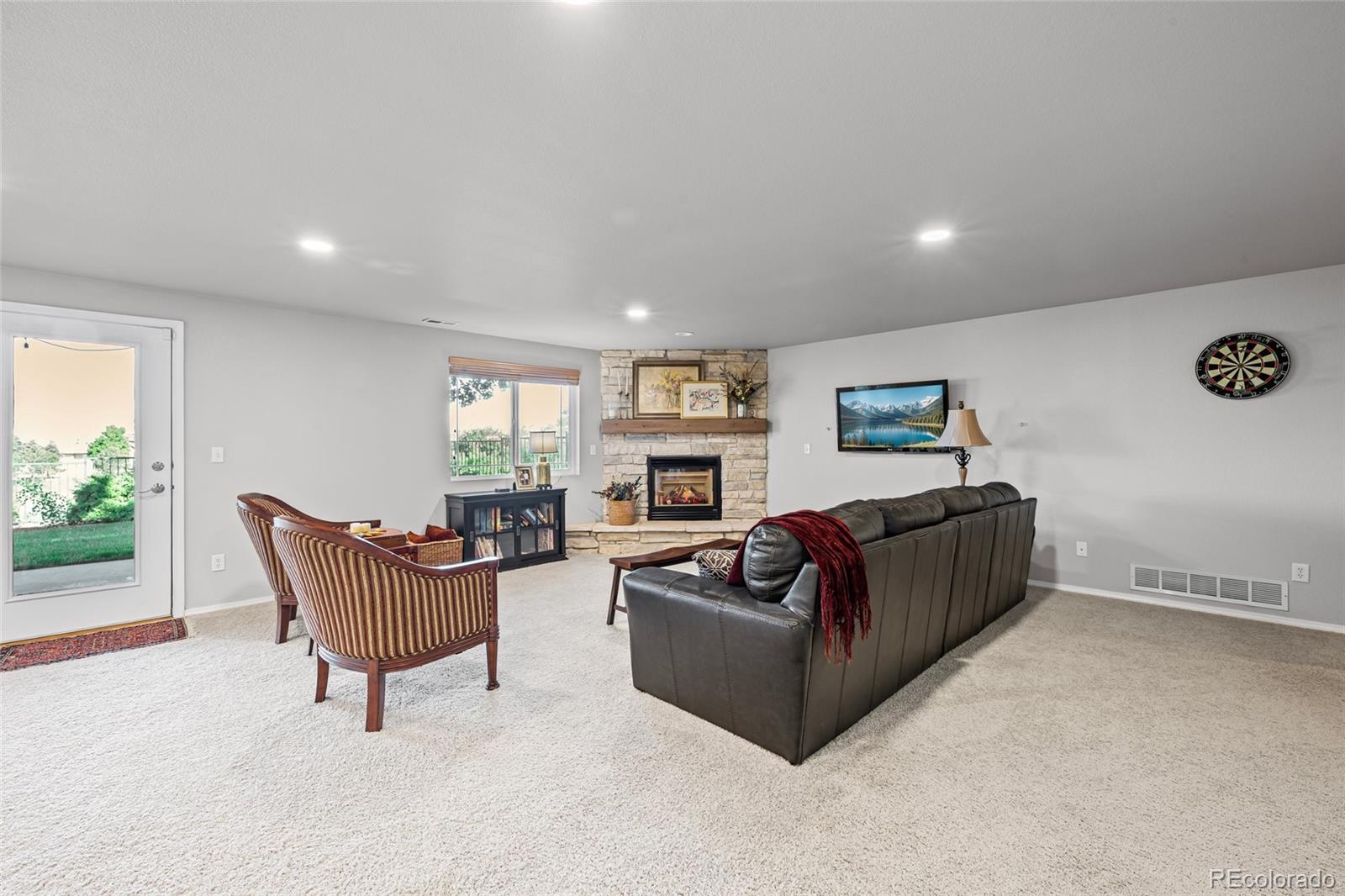 3440 Hollycrest Drive