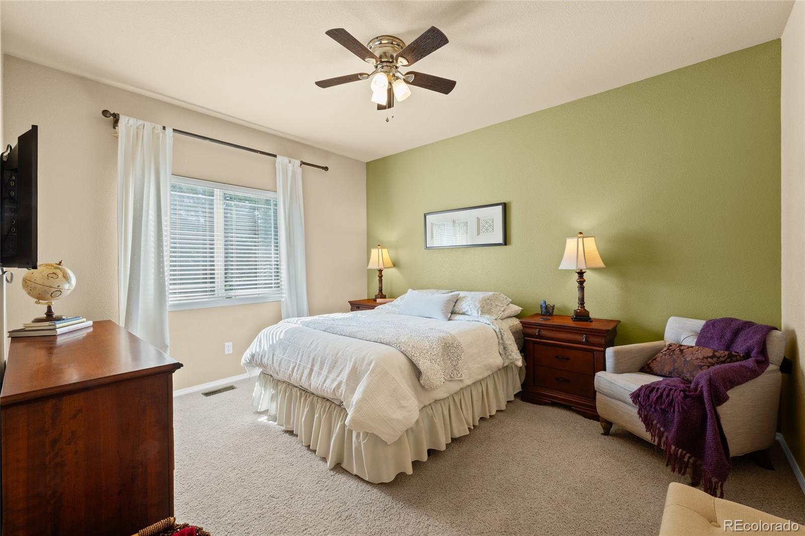 3440 Hollycrest Drive