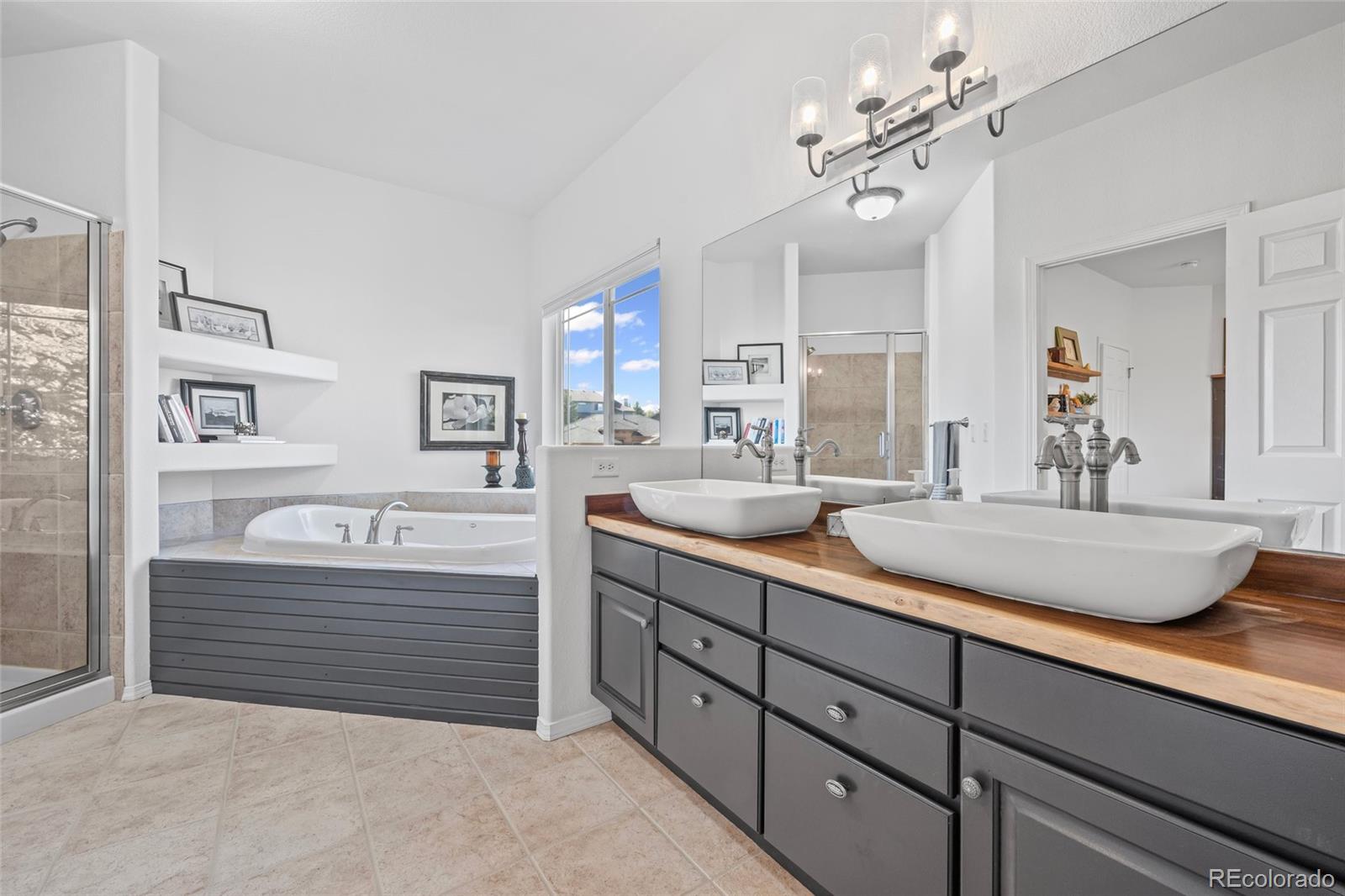 3440 Hollycrest Drive