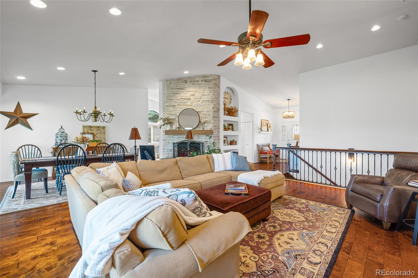 3440 Hollycrest Drive