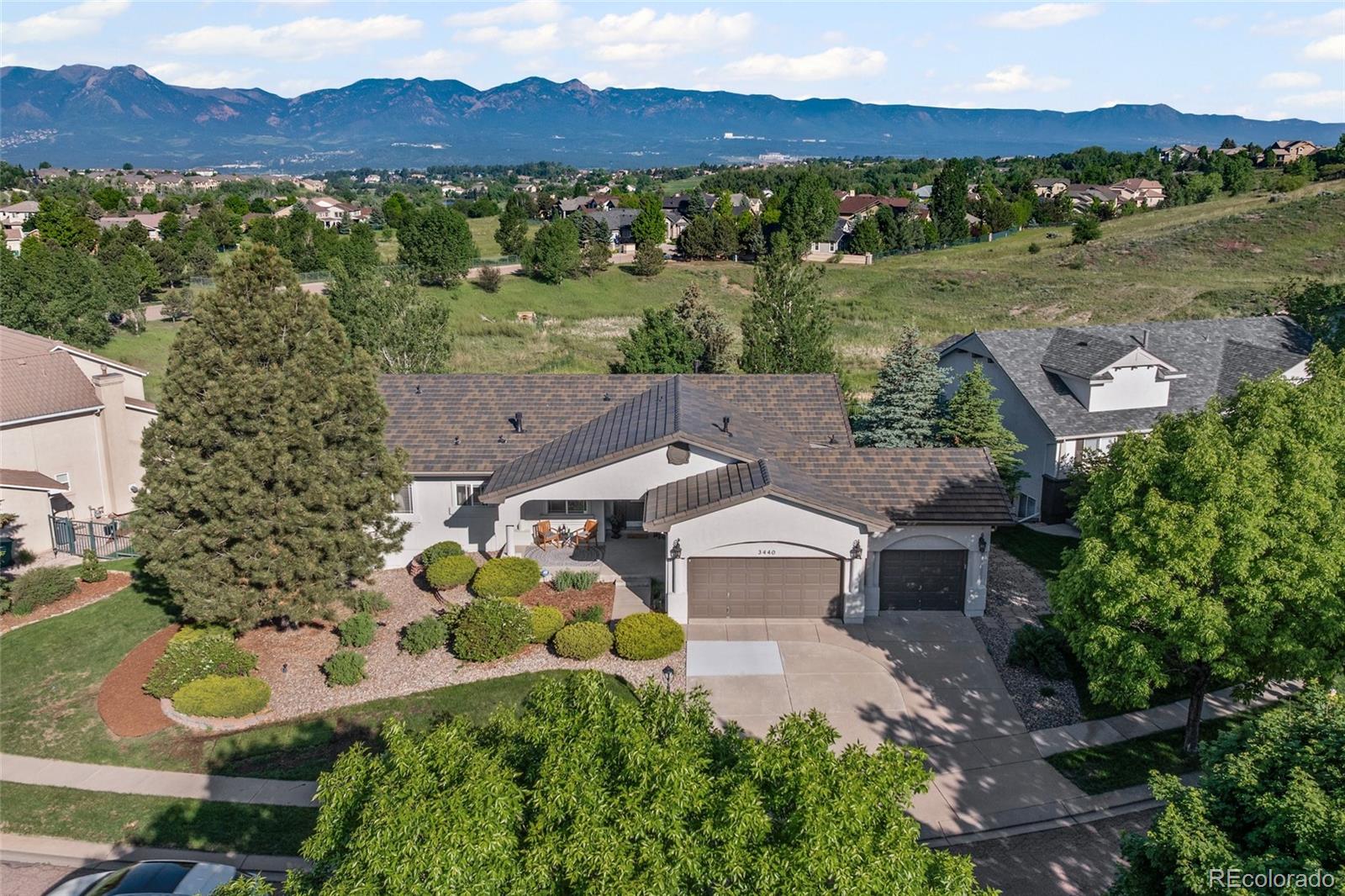 3440 Hollycrest Drive