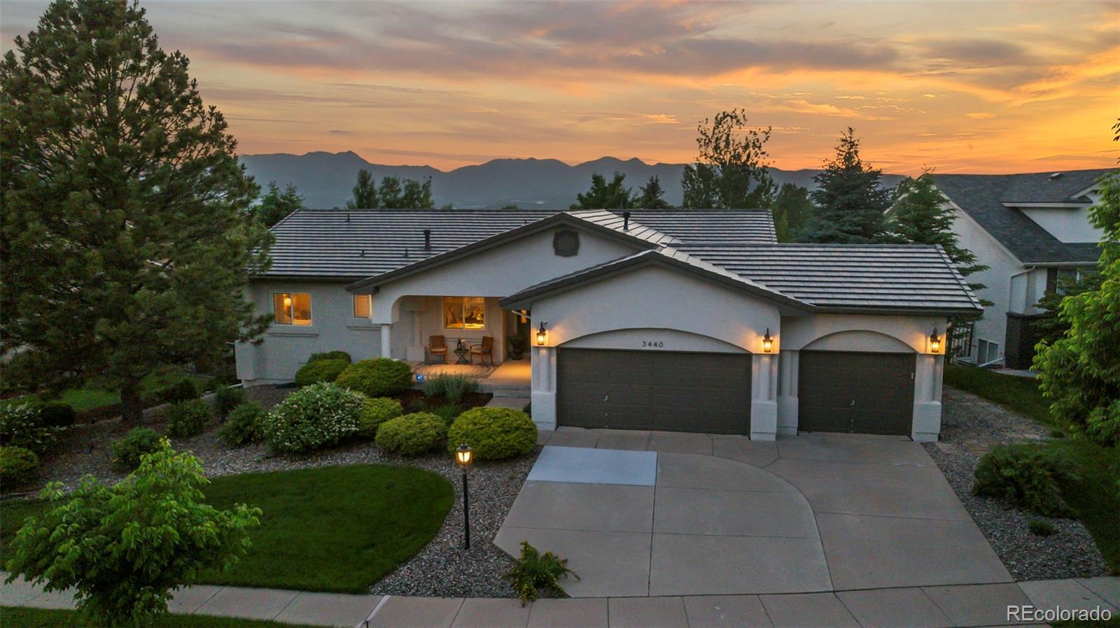 3440 Hollycrest Drive