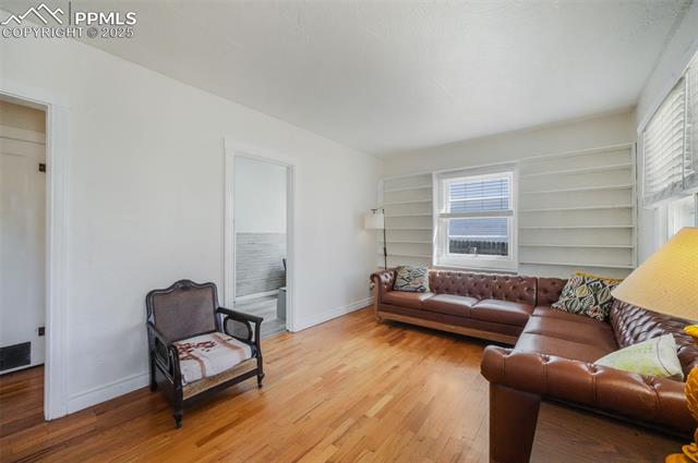 2916 W Platte Avenue