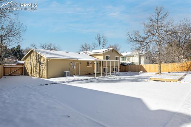 5101 Hackamore Drive