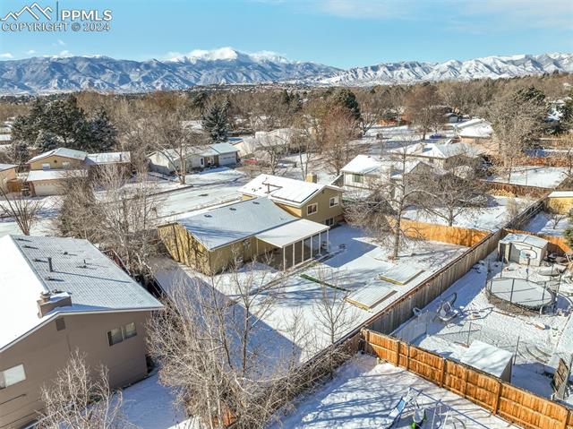 5101 Hackamore Drive