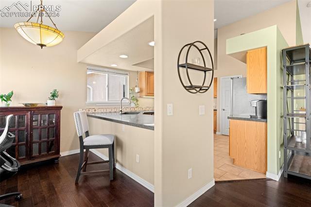 211 Las Lunas Street