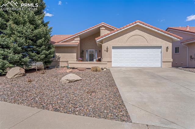 211 Las Lunas Street