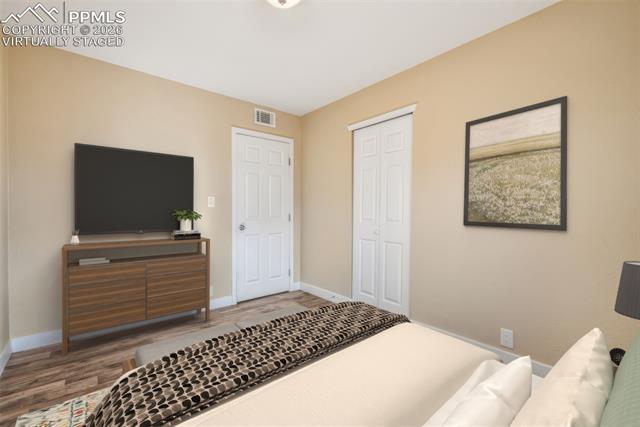 1051 Montrose Avenue