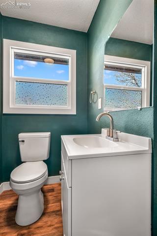 1051 Montrose Avenue