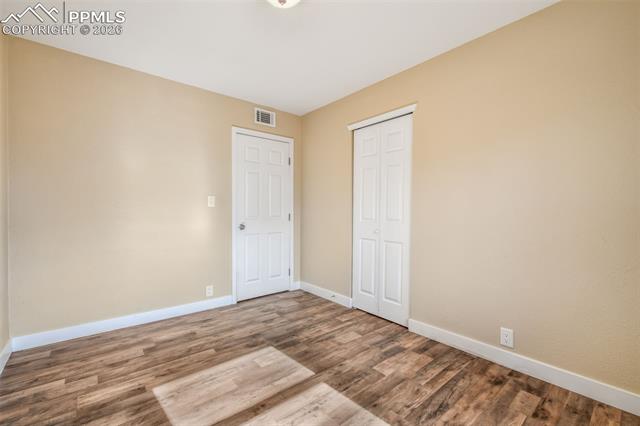 1051 Montrose Avenue