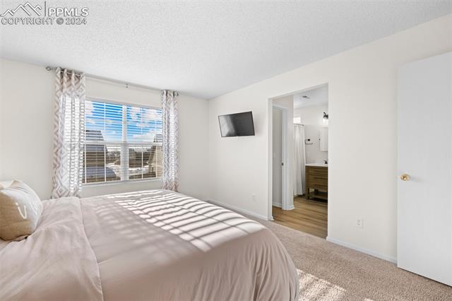 1442 N Stratton Avenue