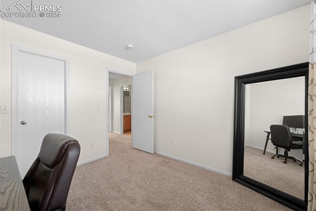 1442 N Stratton Avenue