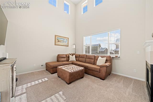 1442 N Stratton Avenue