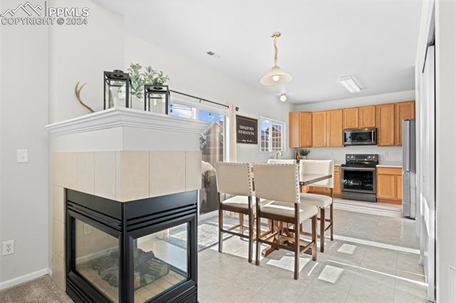 1442 N Stratton Avenue