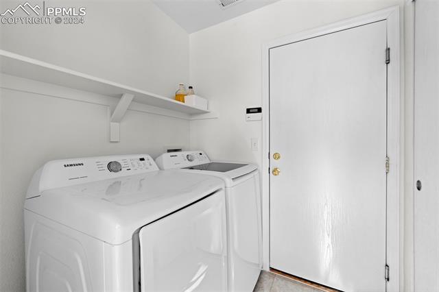 1442 N Stratton Avenue