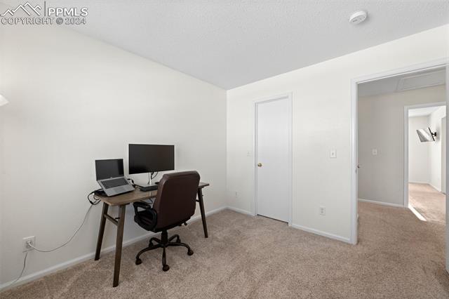 1442 N Stratton Avenue