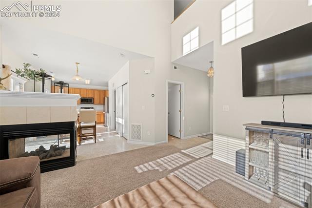 1442 N Stratton Avenue