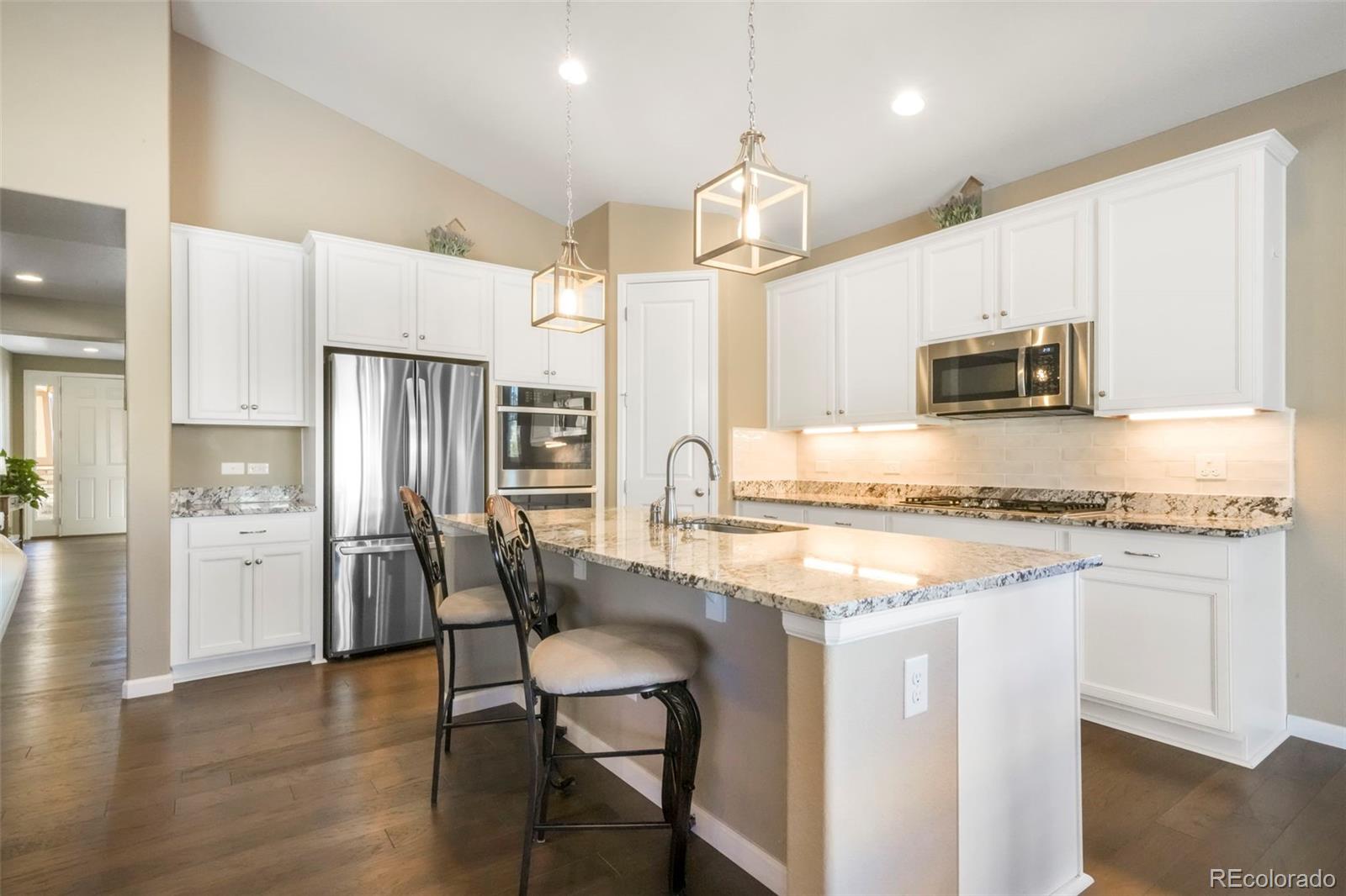 5724 Berry Ridge Way