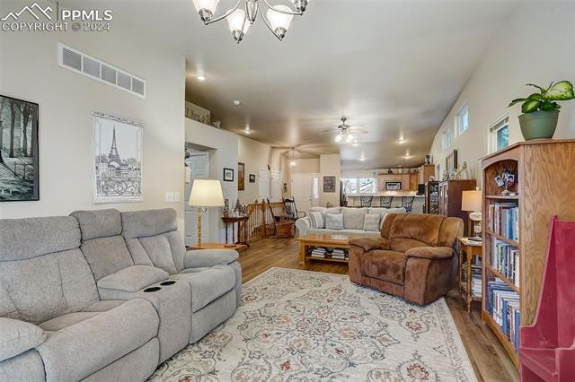 4316 Stonesthrow View