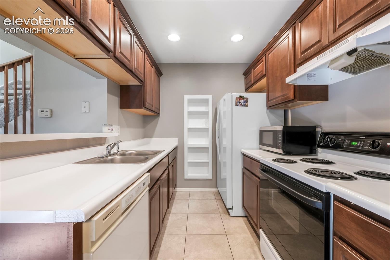 4547 Castlepoint Drive