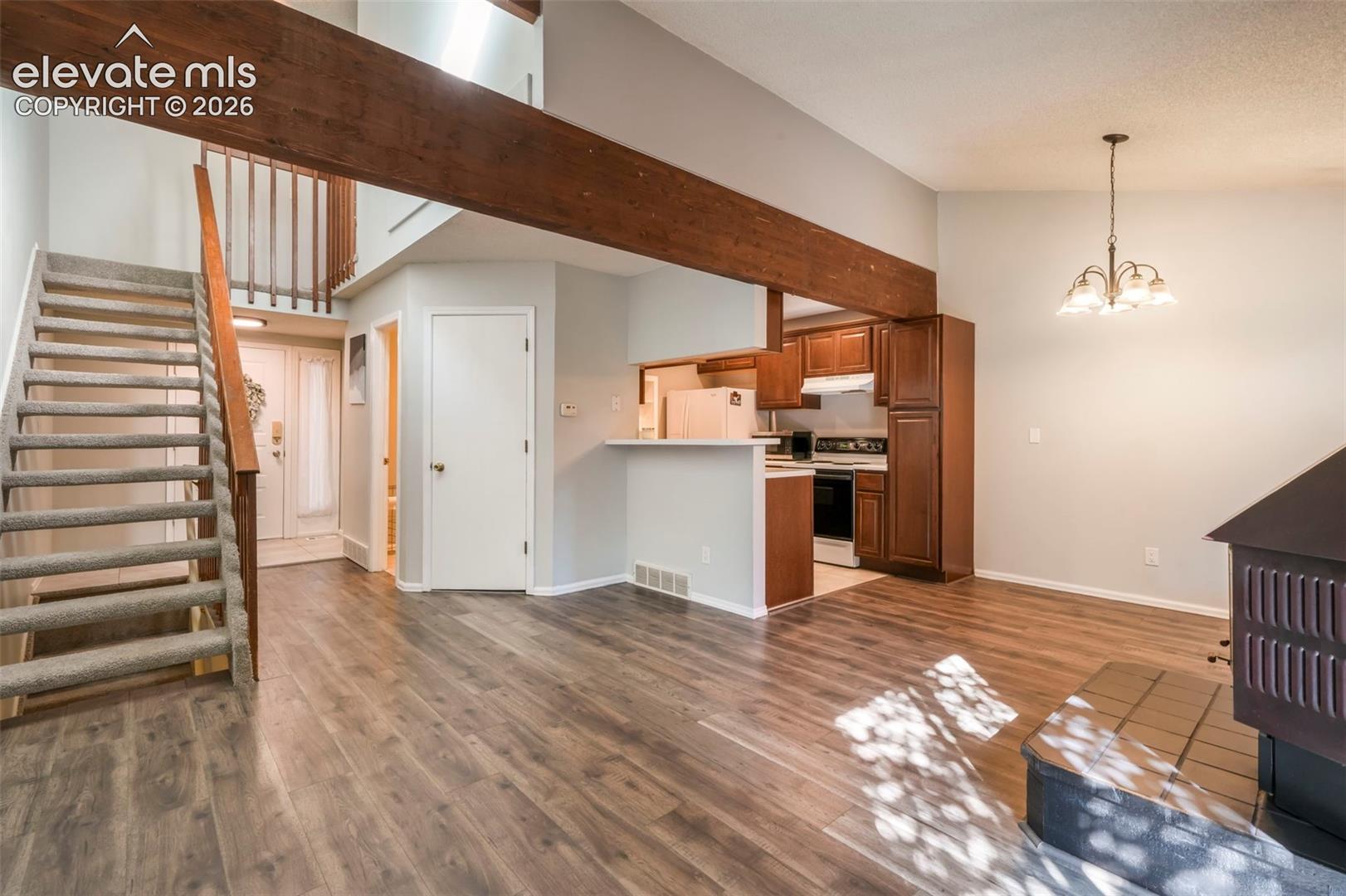 4547 Castlepoint Drive