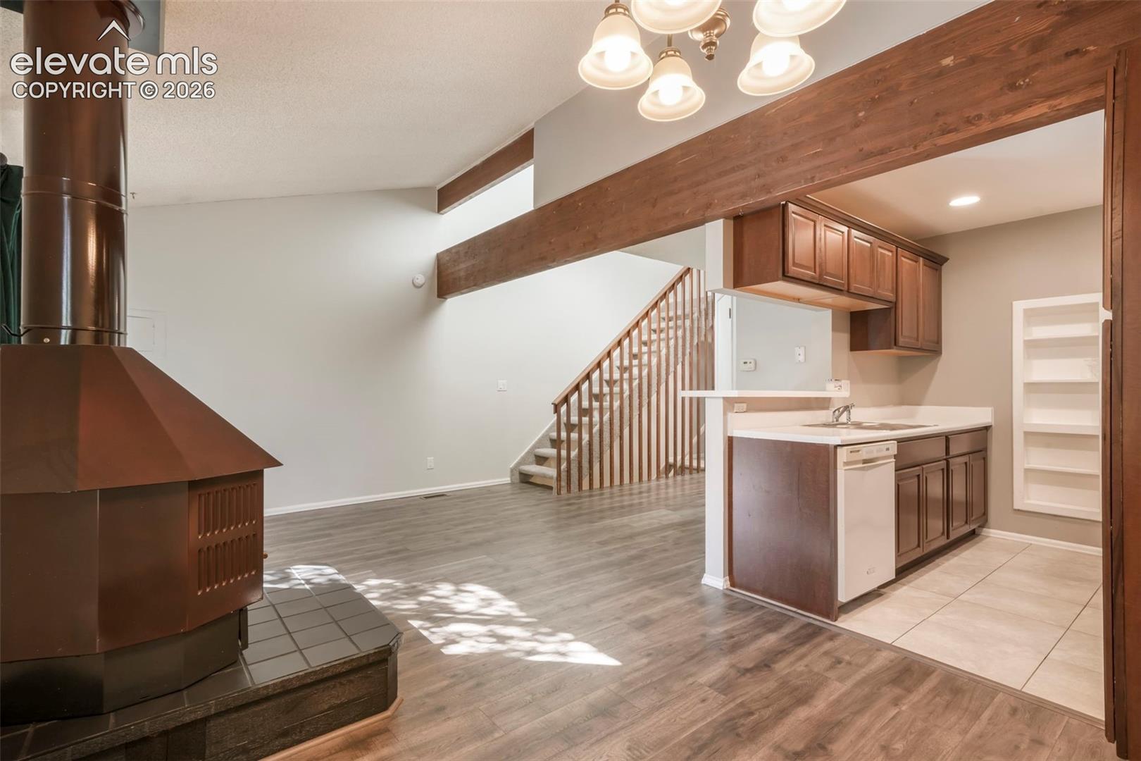4547 Castlepoint Drive