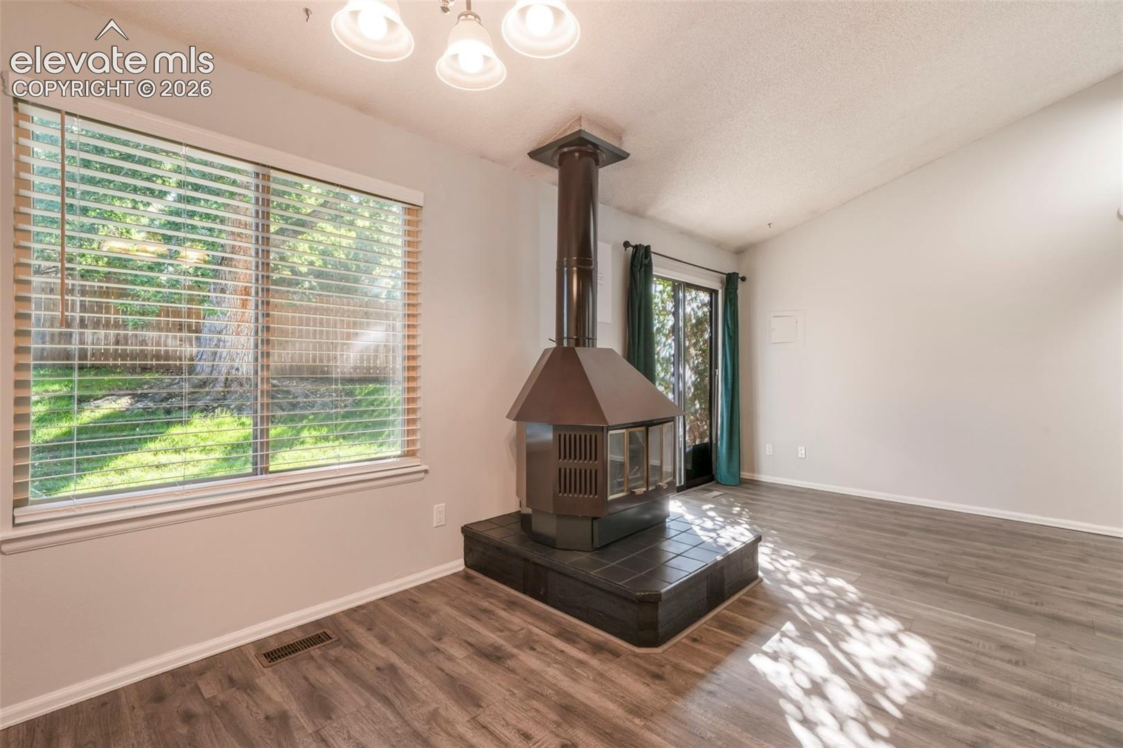 4547 Castlepoint Drive