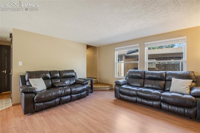 3270 Leoti Drive
