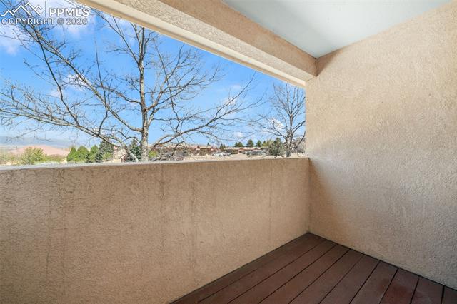 270 Luxury Lane