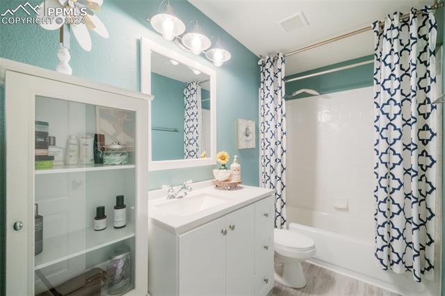 15737 Split Creek Drive