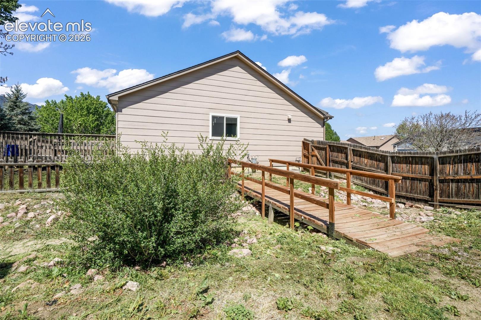 1643 Canoe Creek Drive