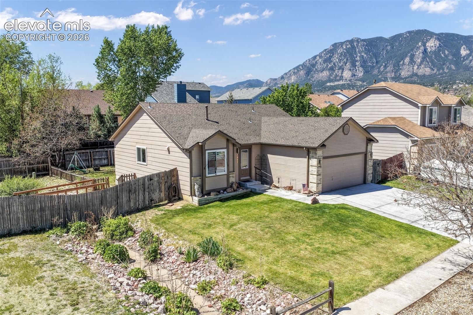 1643 Canoe Creek Drive