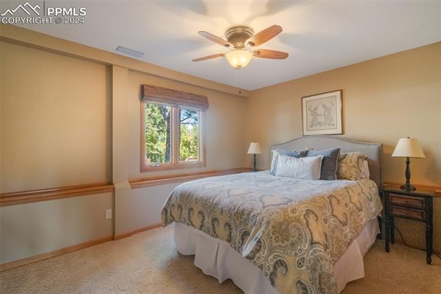 5221 Cliff Point Circle