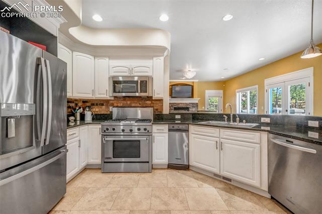 17255 Colonial Park Drive