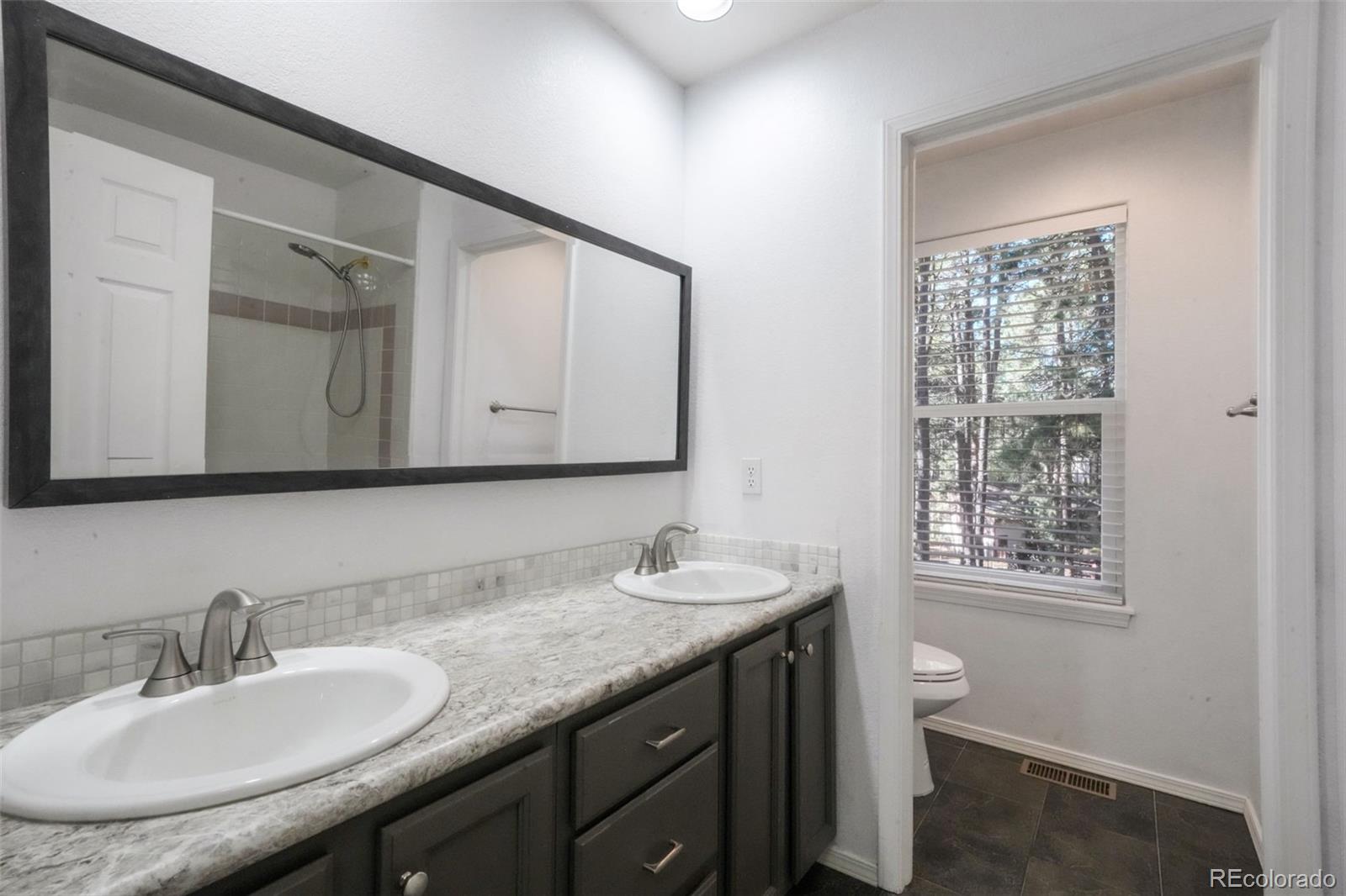 19140 Golden Arrow Circle