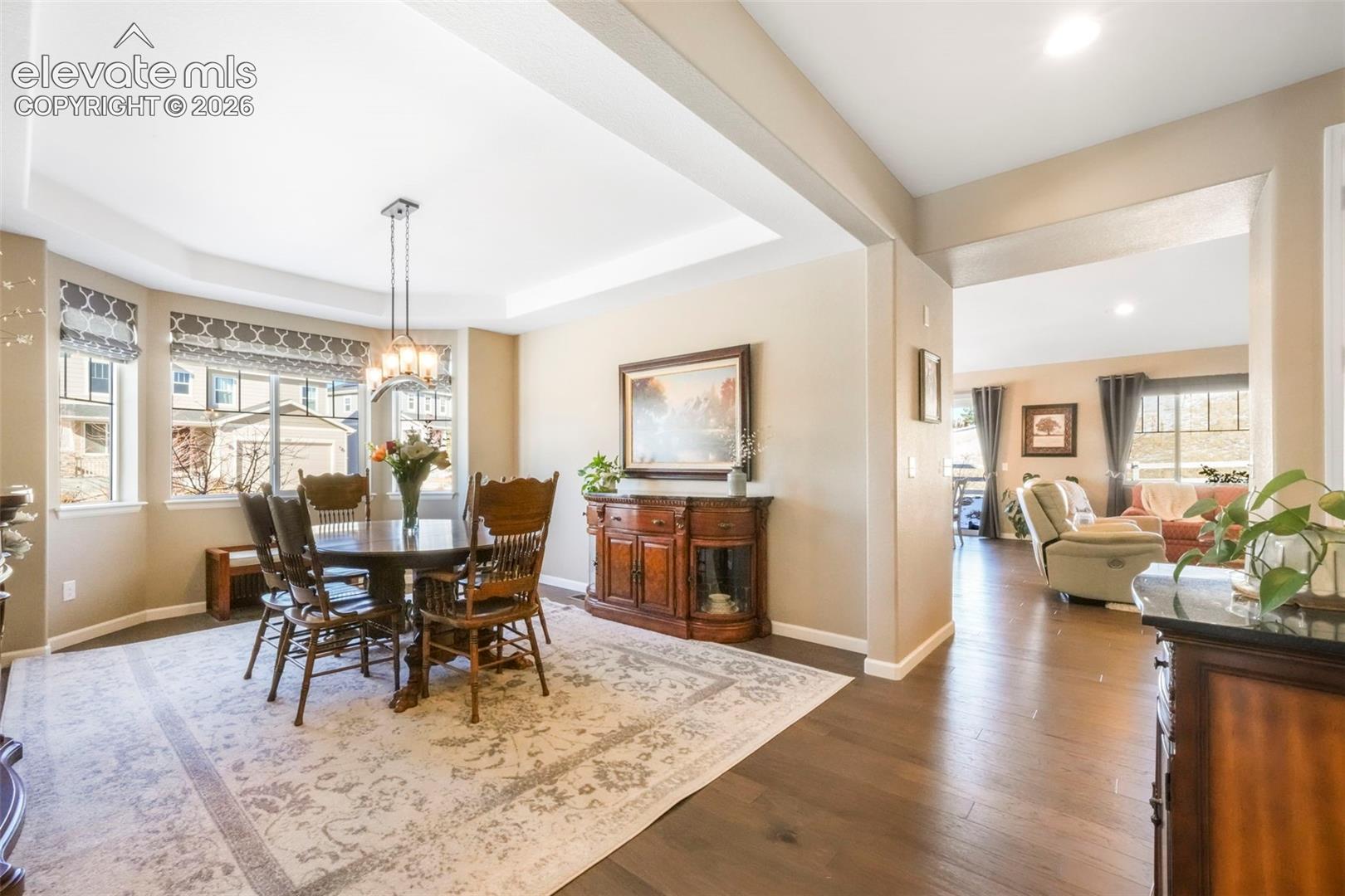 5724 Berry Ridge Way
