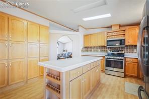 19605 Oslo Grove